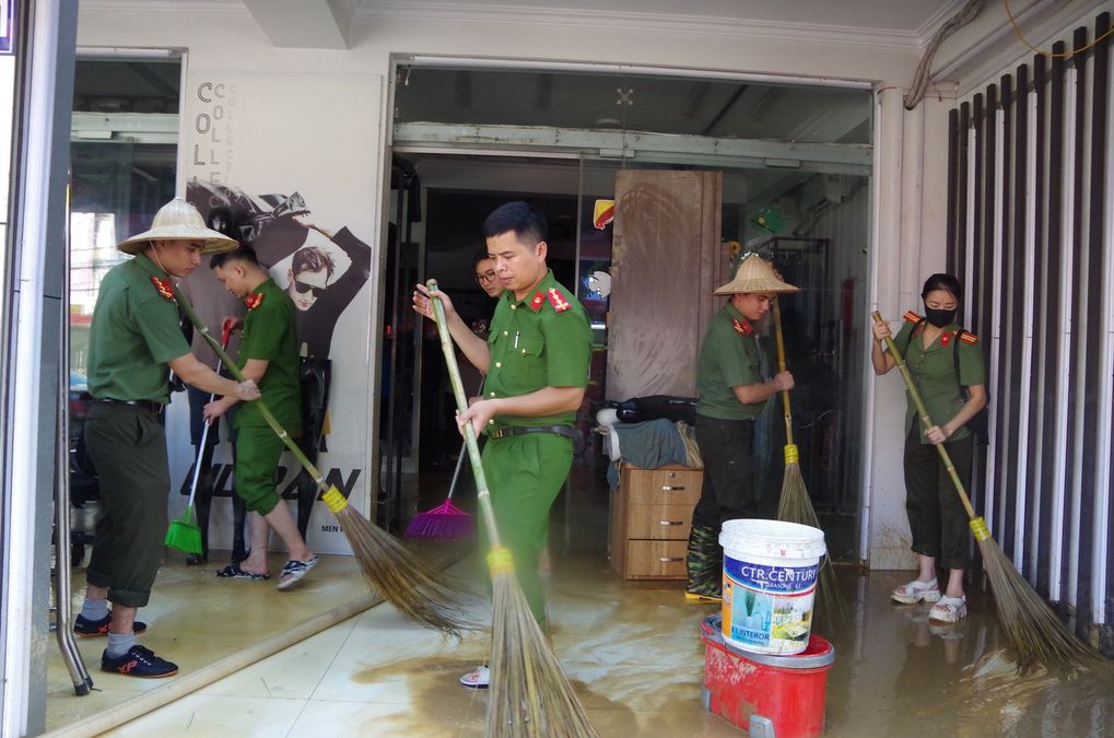 Thái Nguyên: Khẩn trương giúp Nhân dân dọn dẹp, vệ sinh, khắc phục hậu quả thiên tai