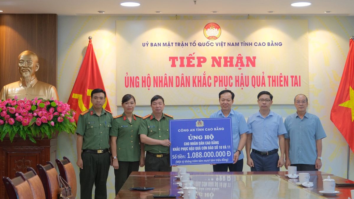 Công an tỉnh Cao Bằng ủng hộ hơn 01 tỷ đồng khắc phục hậu quả thiên tai