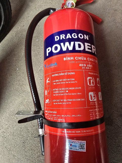 Triệt phá đường dây sản xuất, buôn bán bình chữa cháy giả