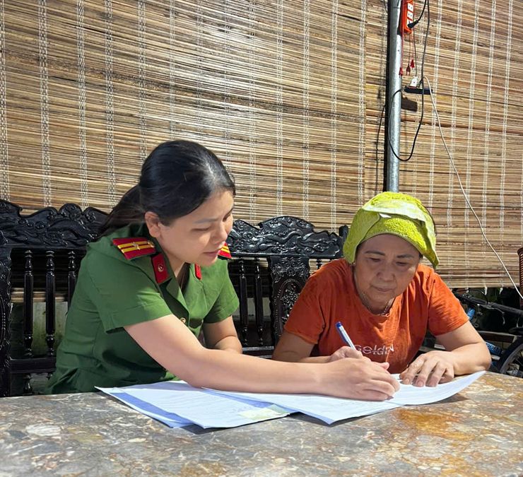 Lặng thầm góp chiến công