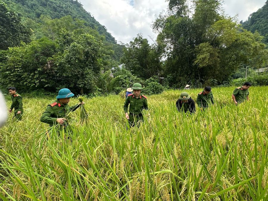 Công an tỉnh Tuyên Quang đẩy mạnh phong trào toàn dân bảo vệ an ninh Tổ quốc trong tình hình mới