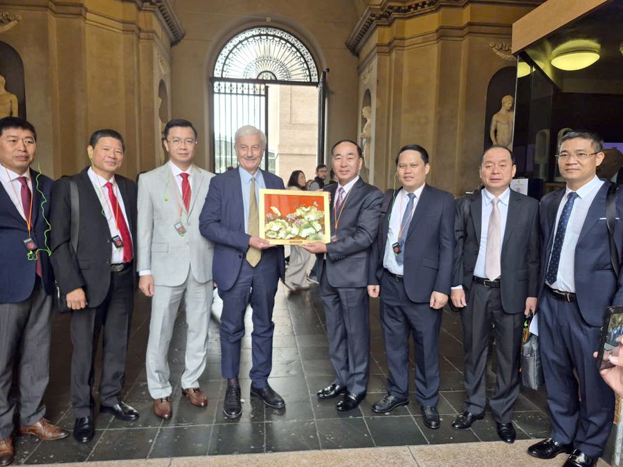 Thứ trưởng Trần Quốc Tỏ thăm và làm việc tại Italy, Tây Ban Nha và Pháp