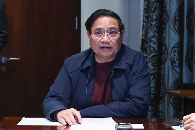 Thủ tướng họp khẩn trực tuyến với Bộ Công an và các bộ, ngành, cơ quan, địa phương về ứng phó, khắc phục hậu quả mưa lũ tại các tỉnh miền Trung