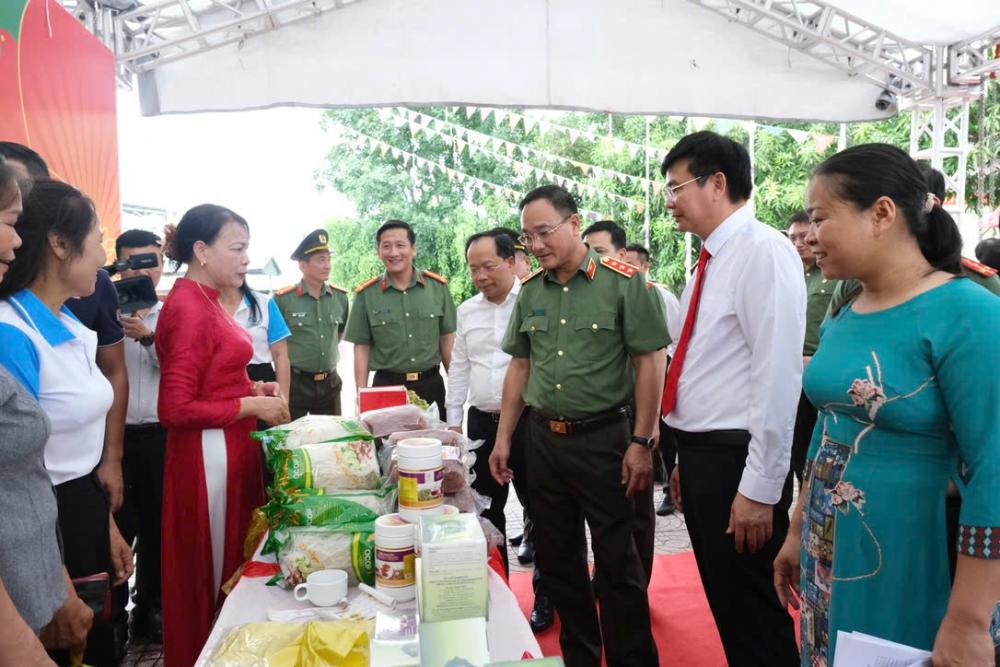 1 - 2025-11-25T140621.705.jpg