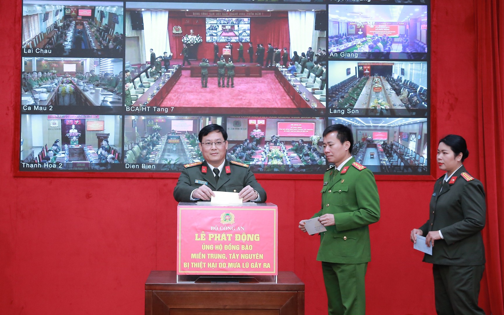 anh thao ung ho bao lu.JPG