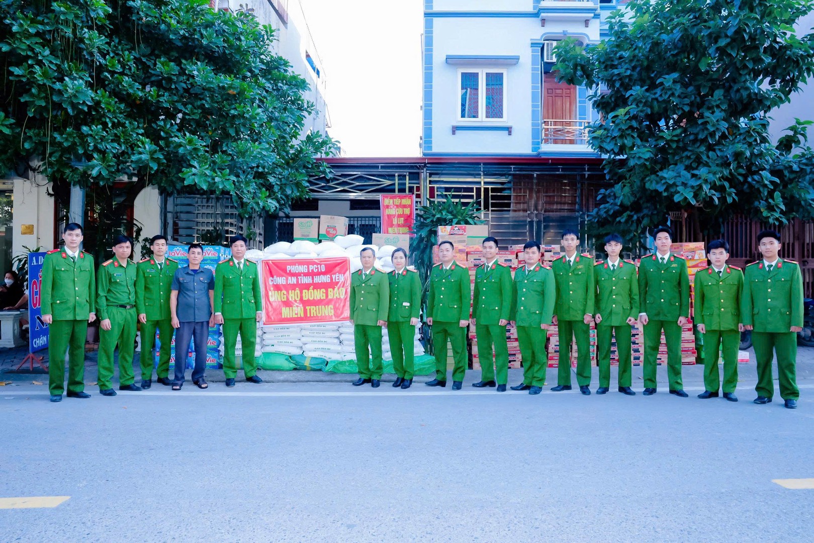 1747438221414025632 (2).jpg