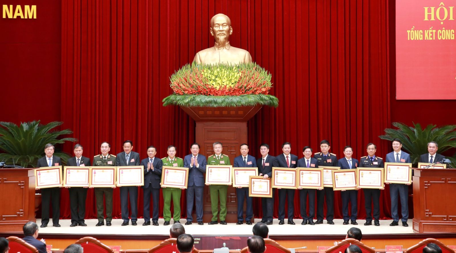 TKPCTNHHH_Untitled 4.jpg