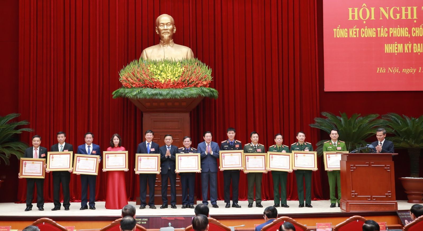 TKPCTNHHH_Untitled 8.jpg