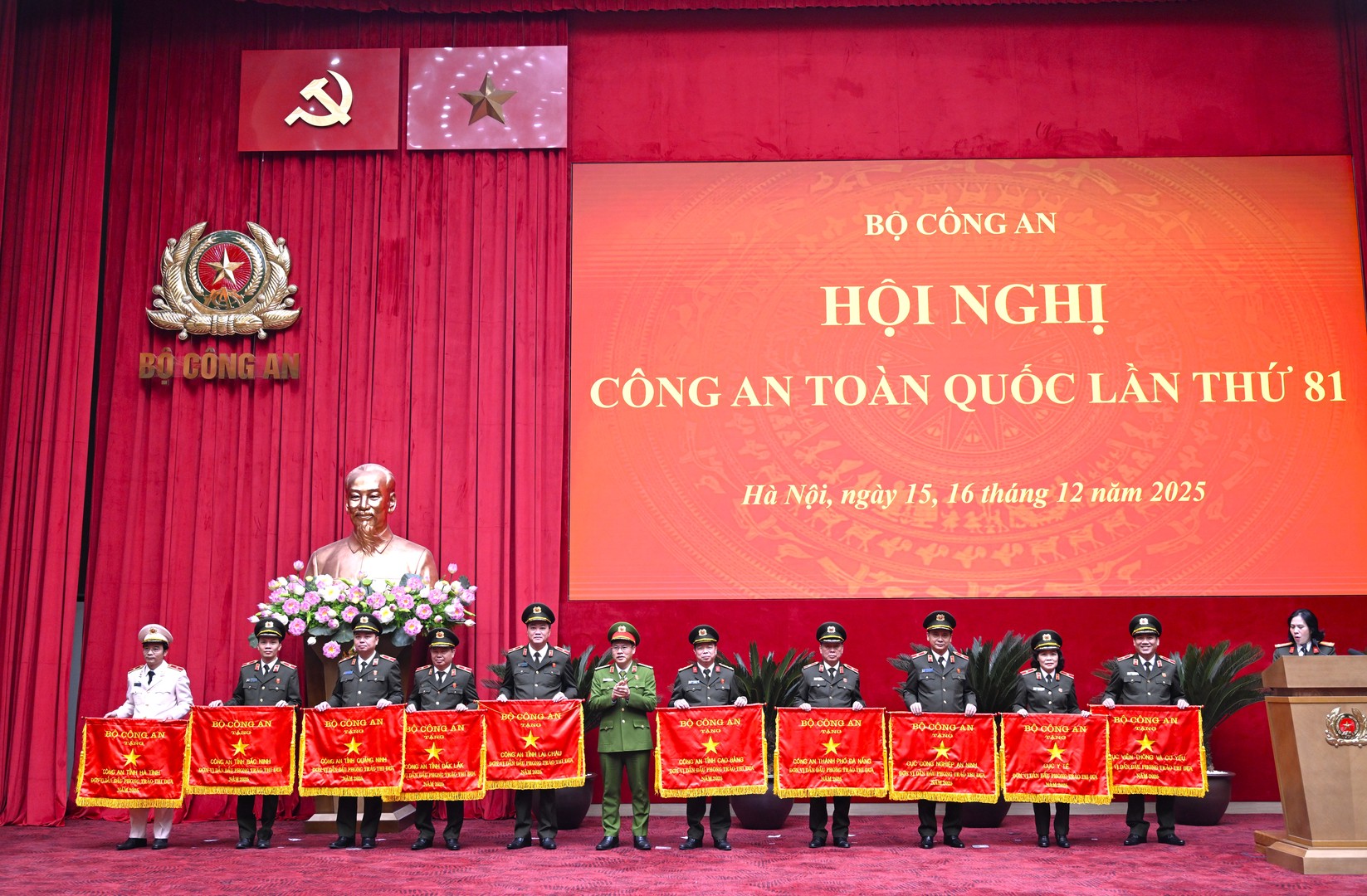 cờ 7.JPG