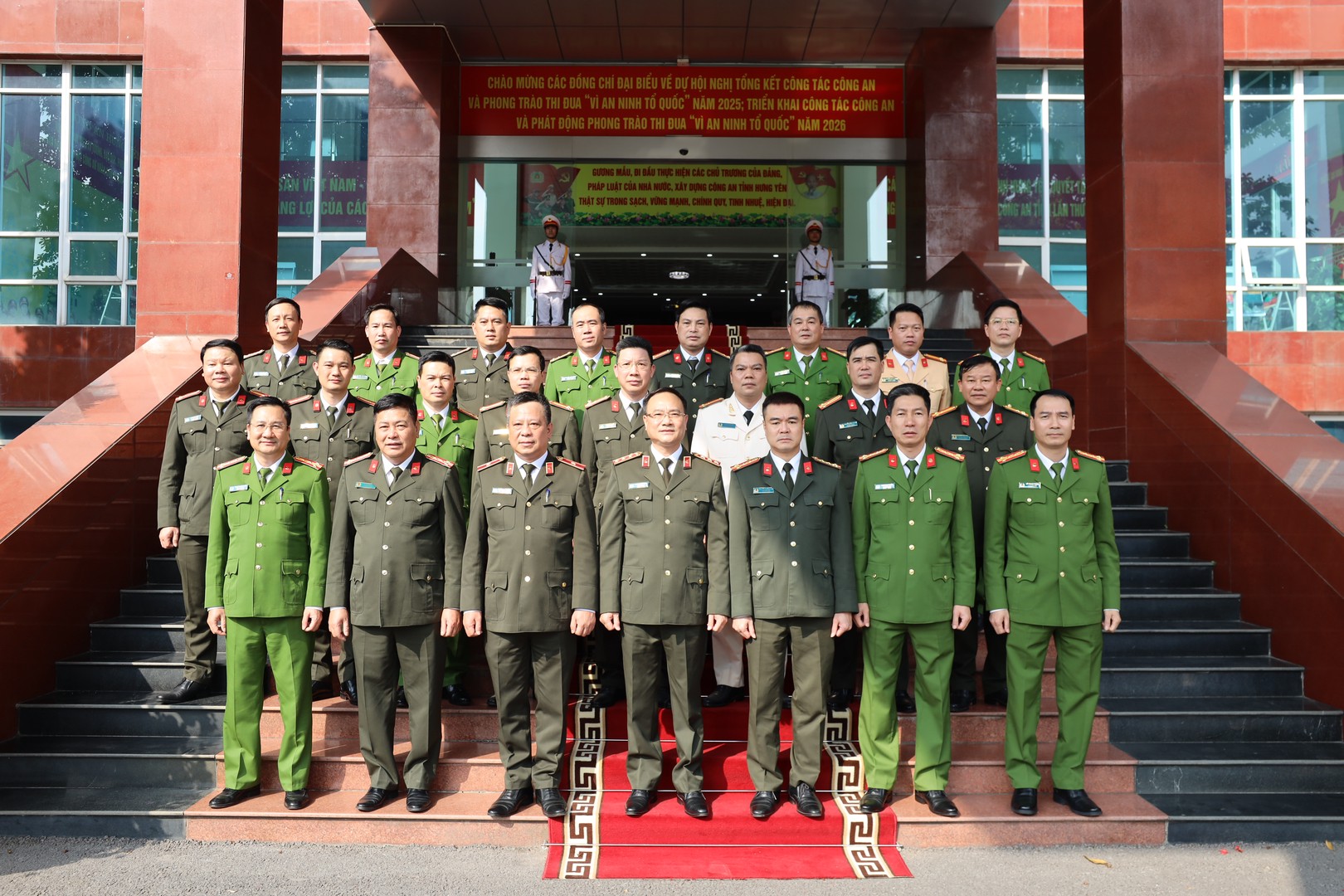 1 dai bieu chung.JPG