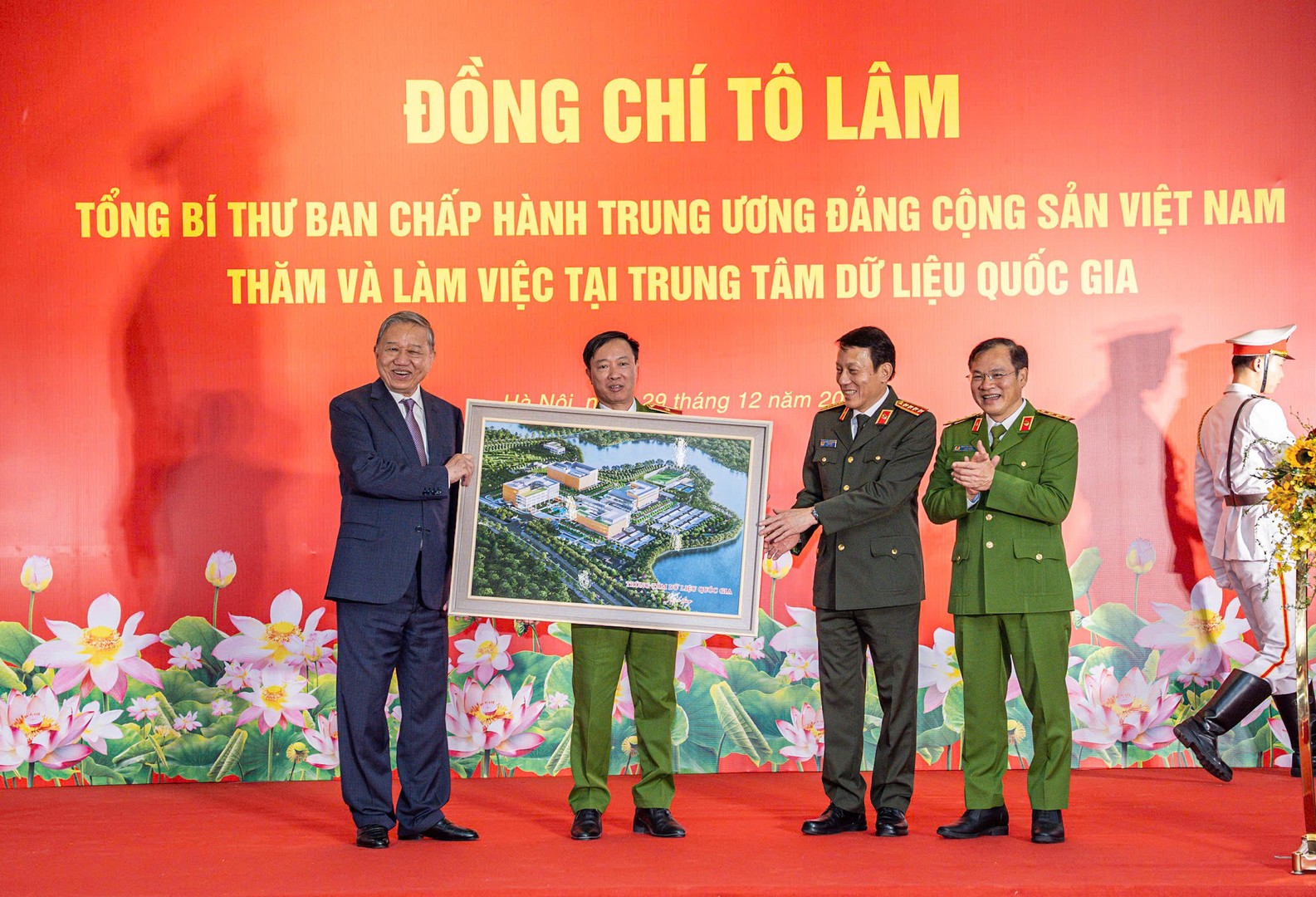 3894187254504482459 (1).jpg