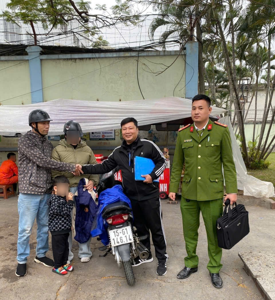 1392200404596516764 (2).jpg