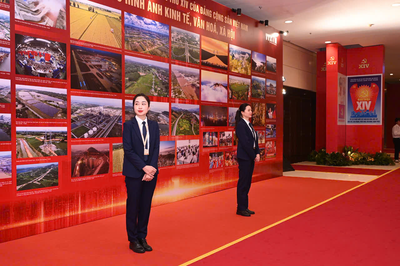 Chuyên nghiệp, bản lĩnh, nêu cao tinh thần trách nhiệm trong quá trình thực hiện nhiệm vụ.jpg