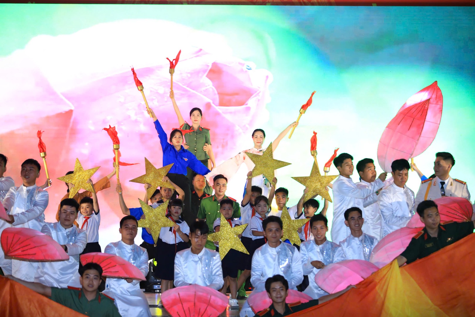 1163076391531473666 (4).jpg