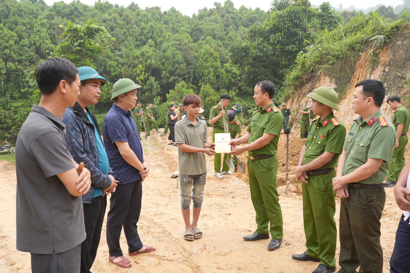 photo-library-20260507134653-0f1cc9bb-925c-4c88-86a6-5e35f1244513-anh4.JPG
