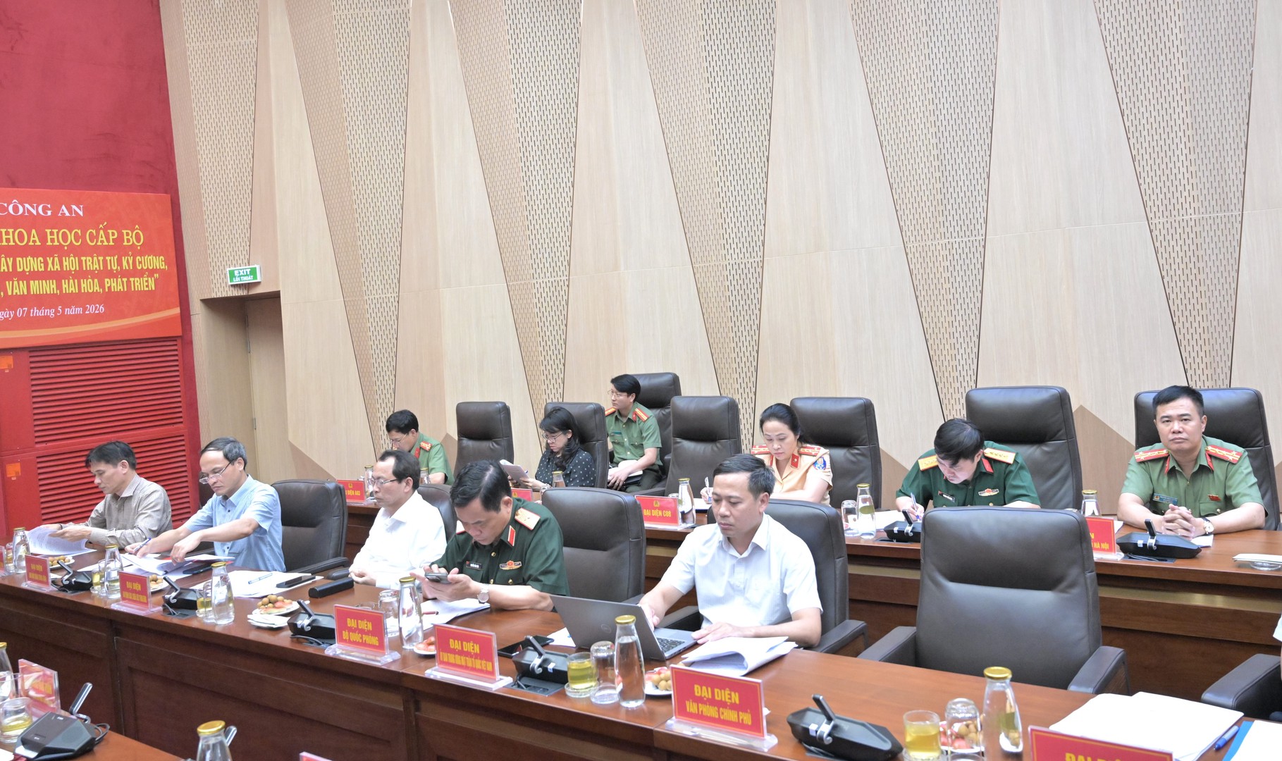08.daibieu2.JPG