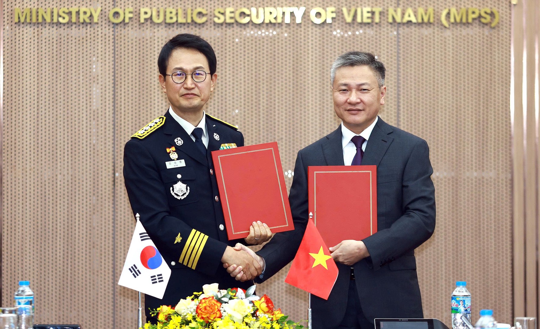1 ky mou.jpg