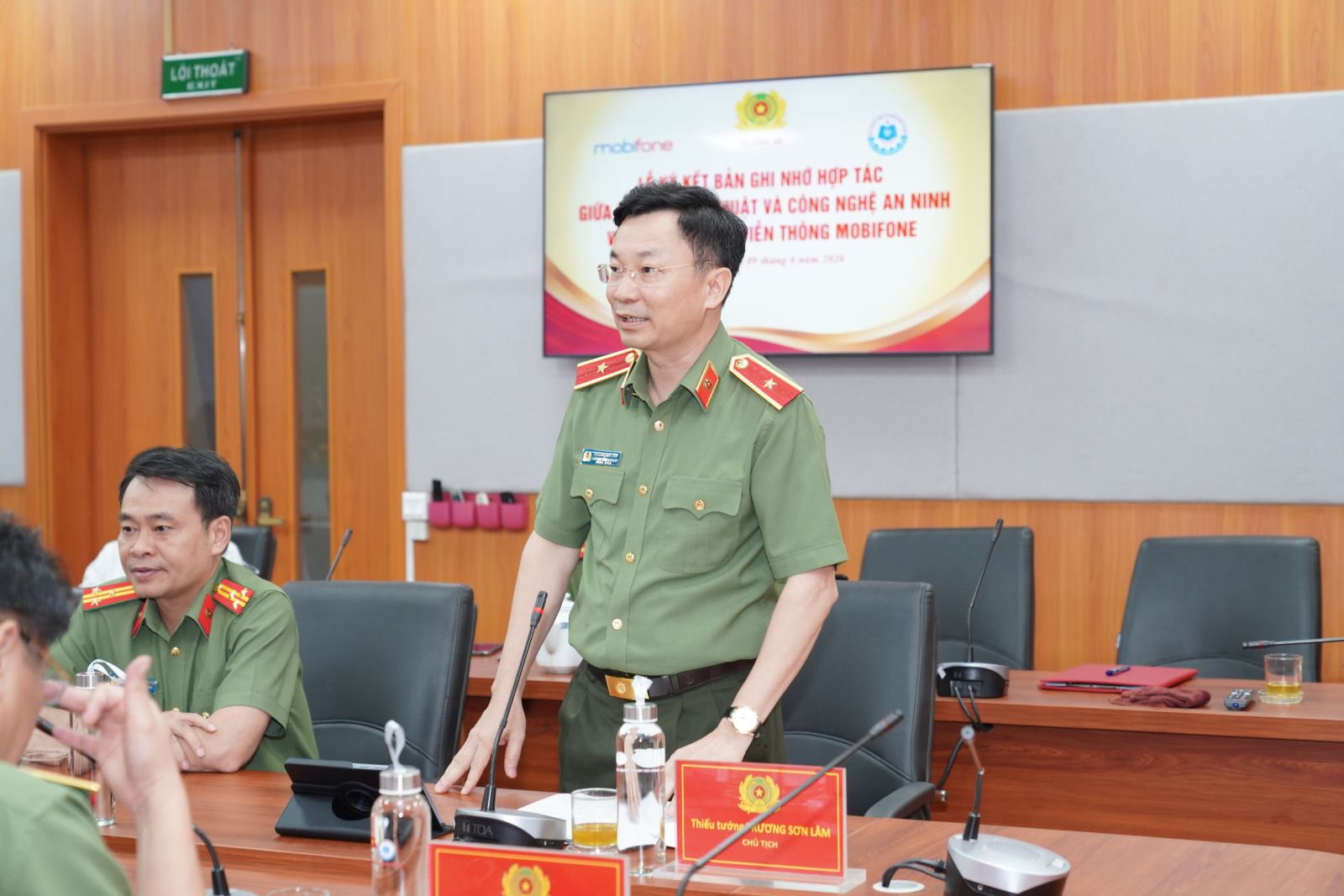 T0709167.jpg