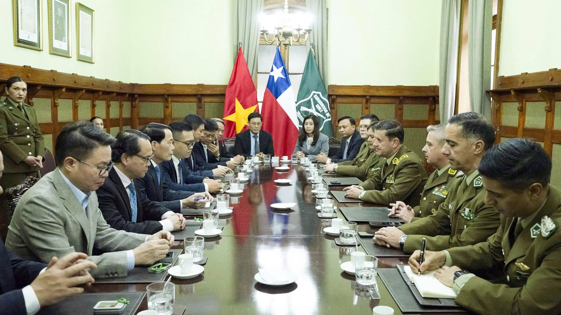 2 truong sq 2.jpg