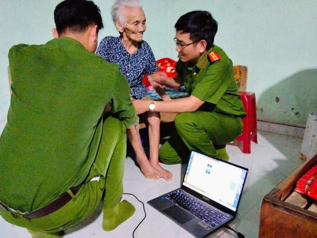 photo-library-20260718094532-561c3a3c-8d65-4bd6-b063-93698bed57e5-tho-phong.jpg