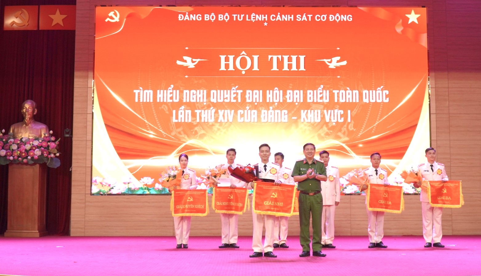 giai nhi.JPG