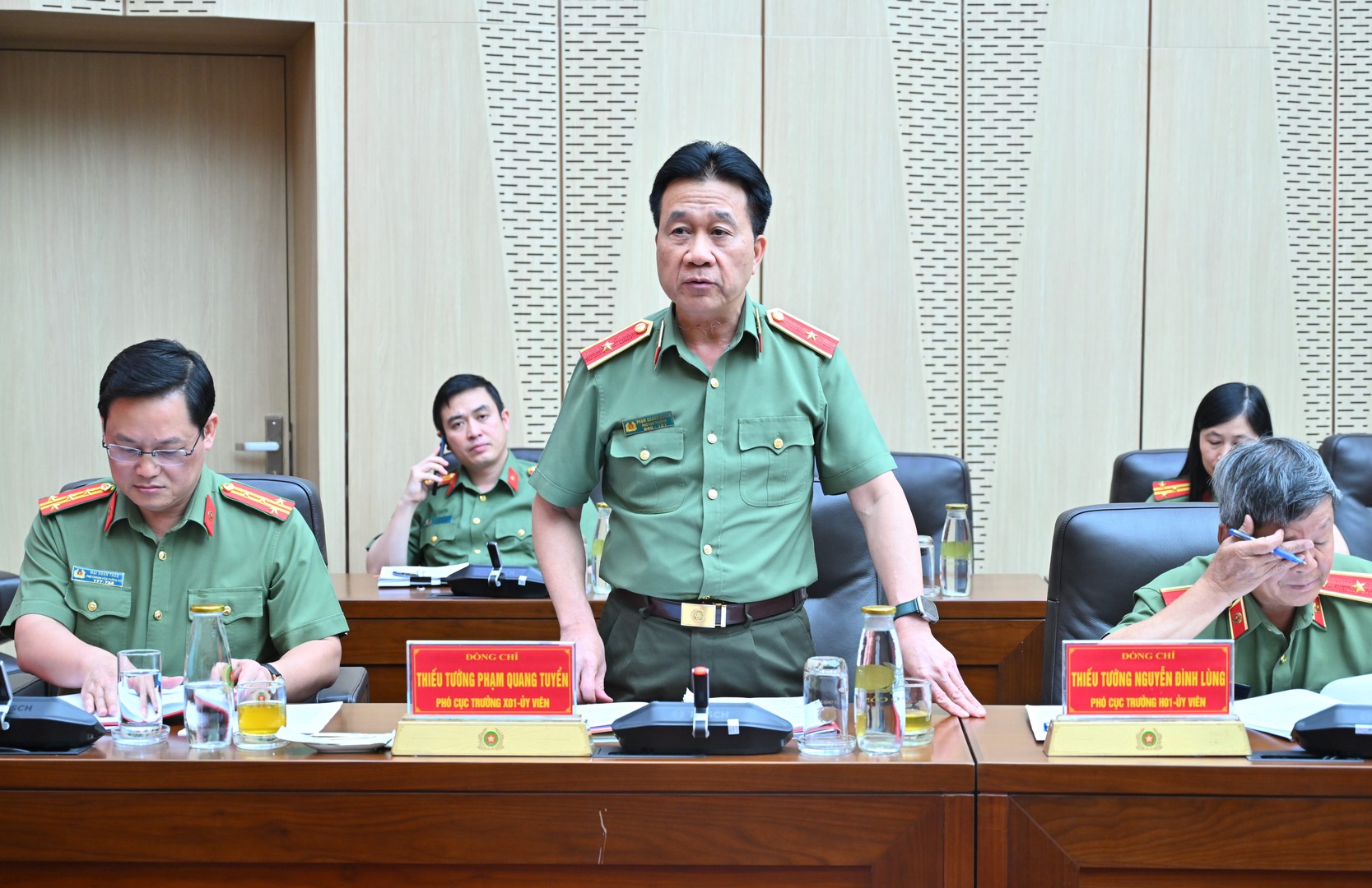 07_x01.JPG
