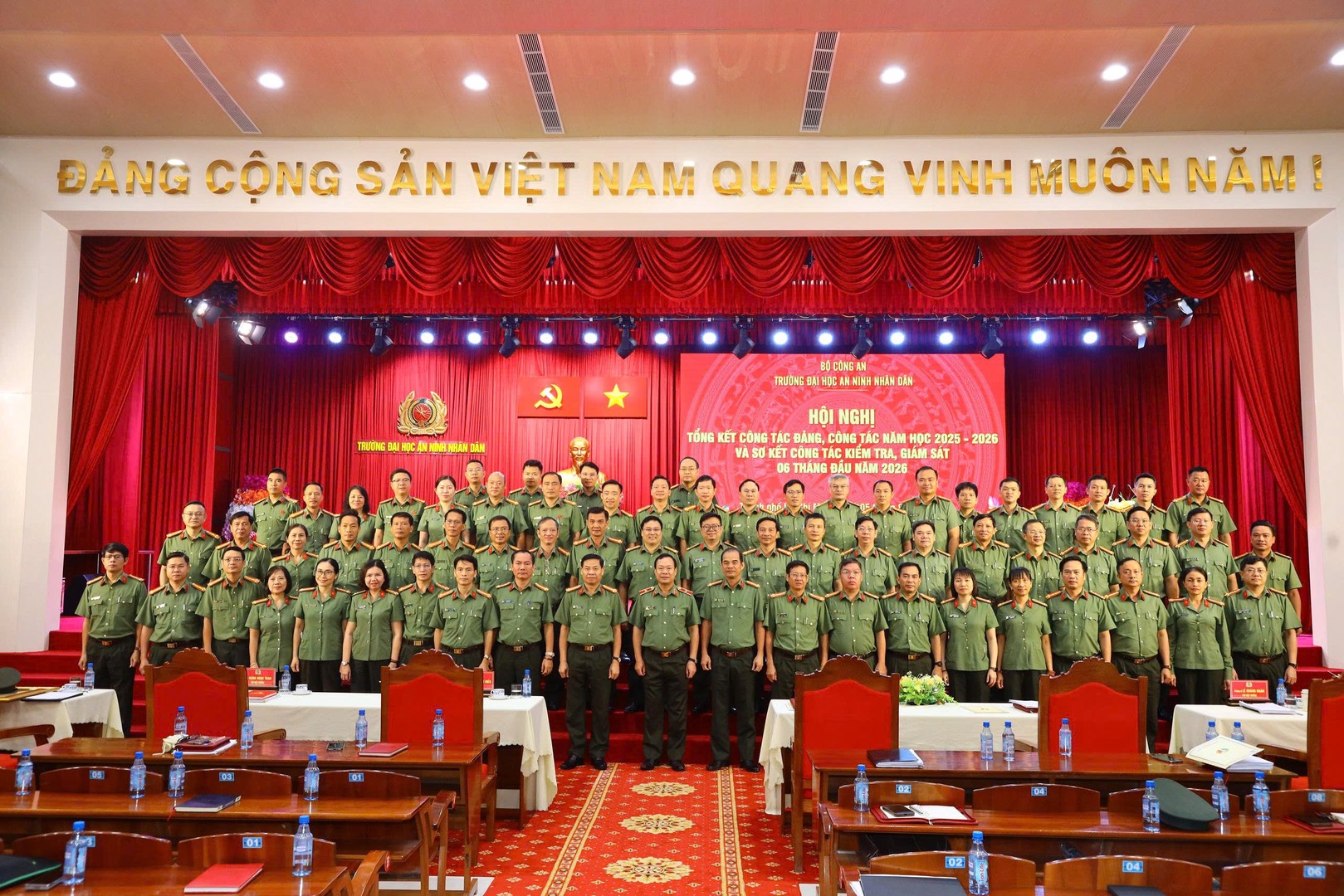 HoiNghiTongKetT04.11.jpg