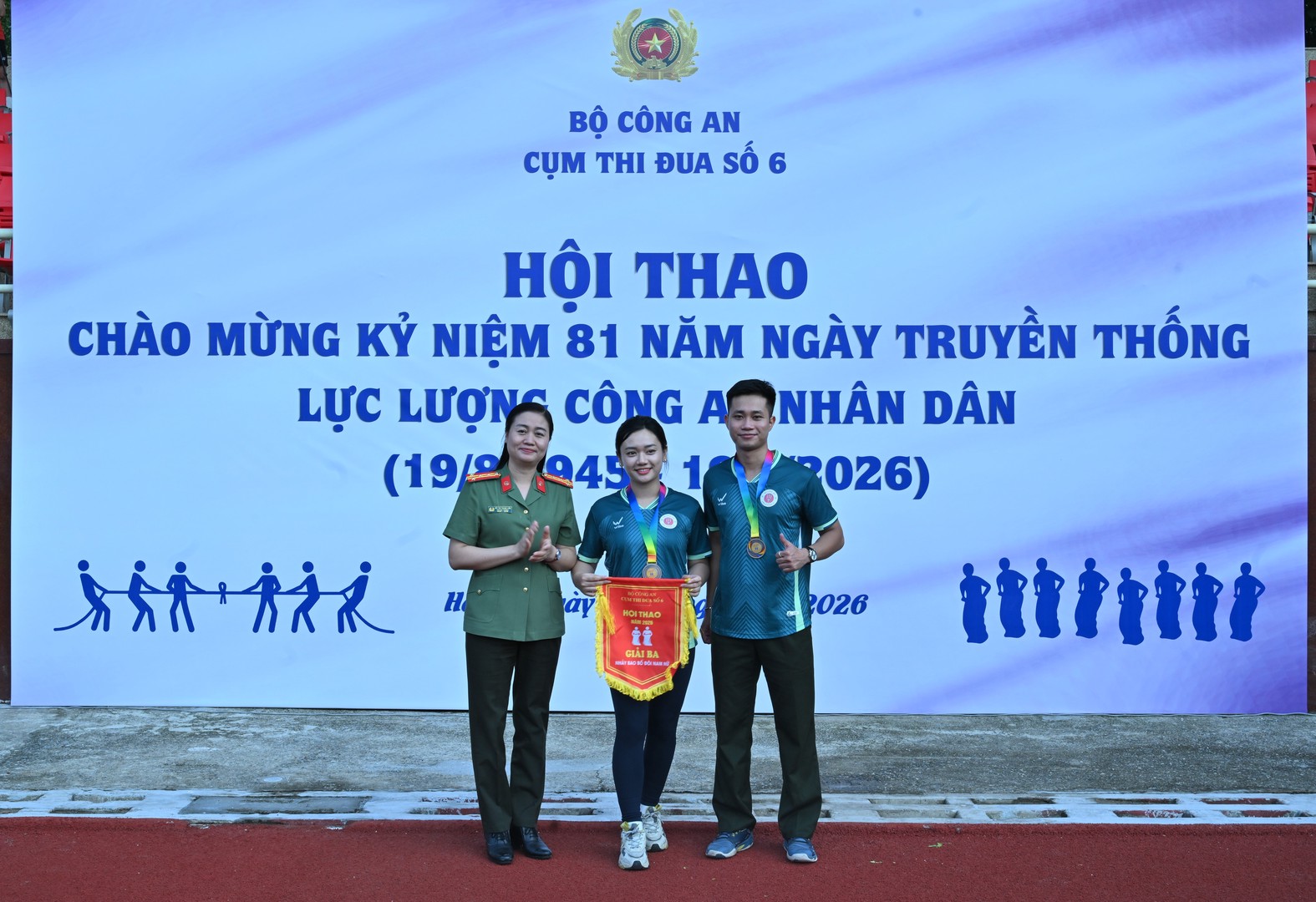 25_giai3_nhaybaobo_namnu_v01.JPG
