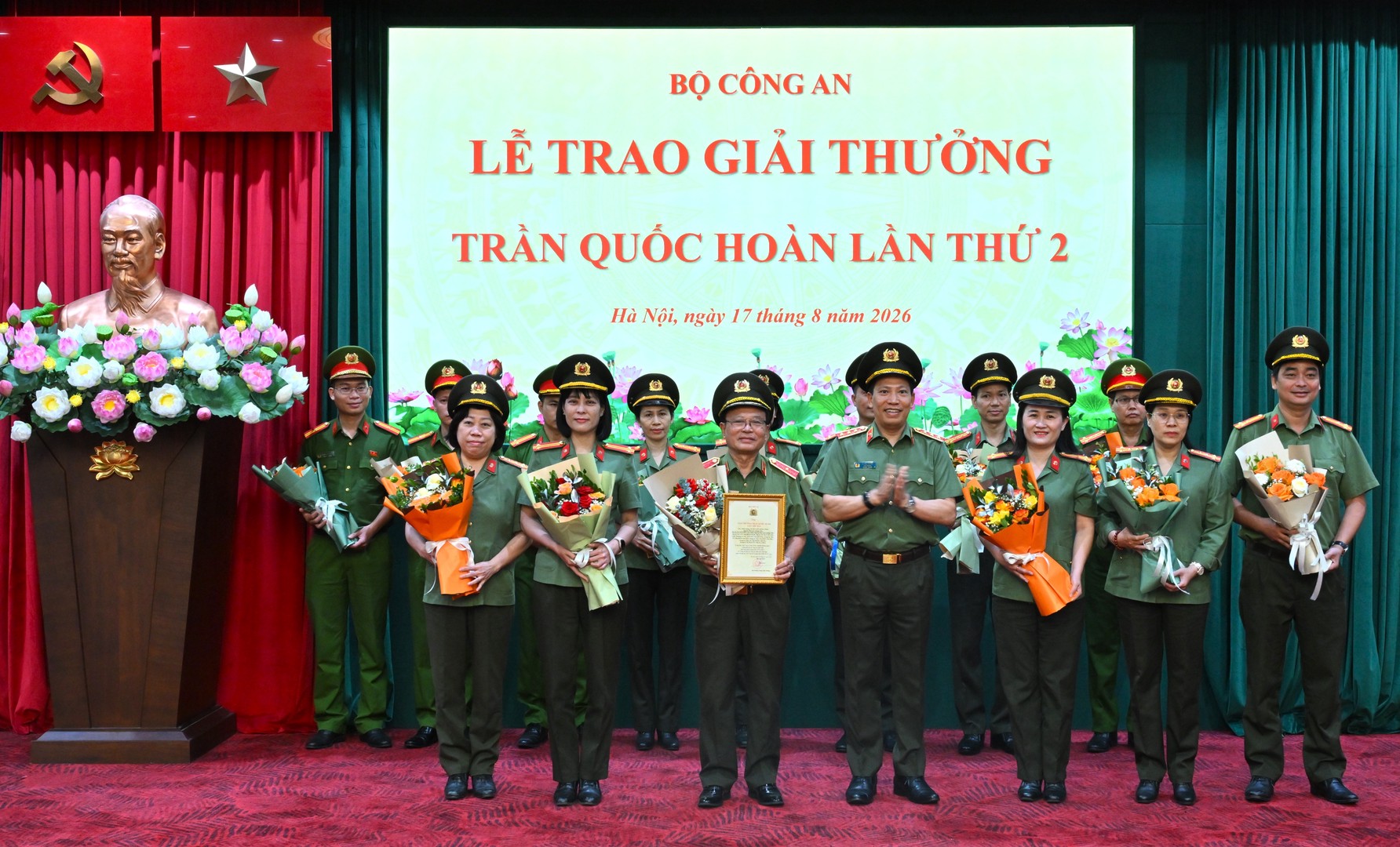 08_traogiai3.JPG