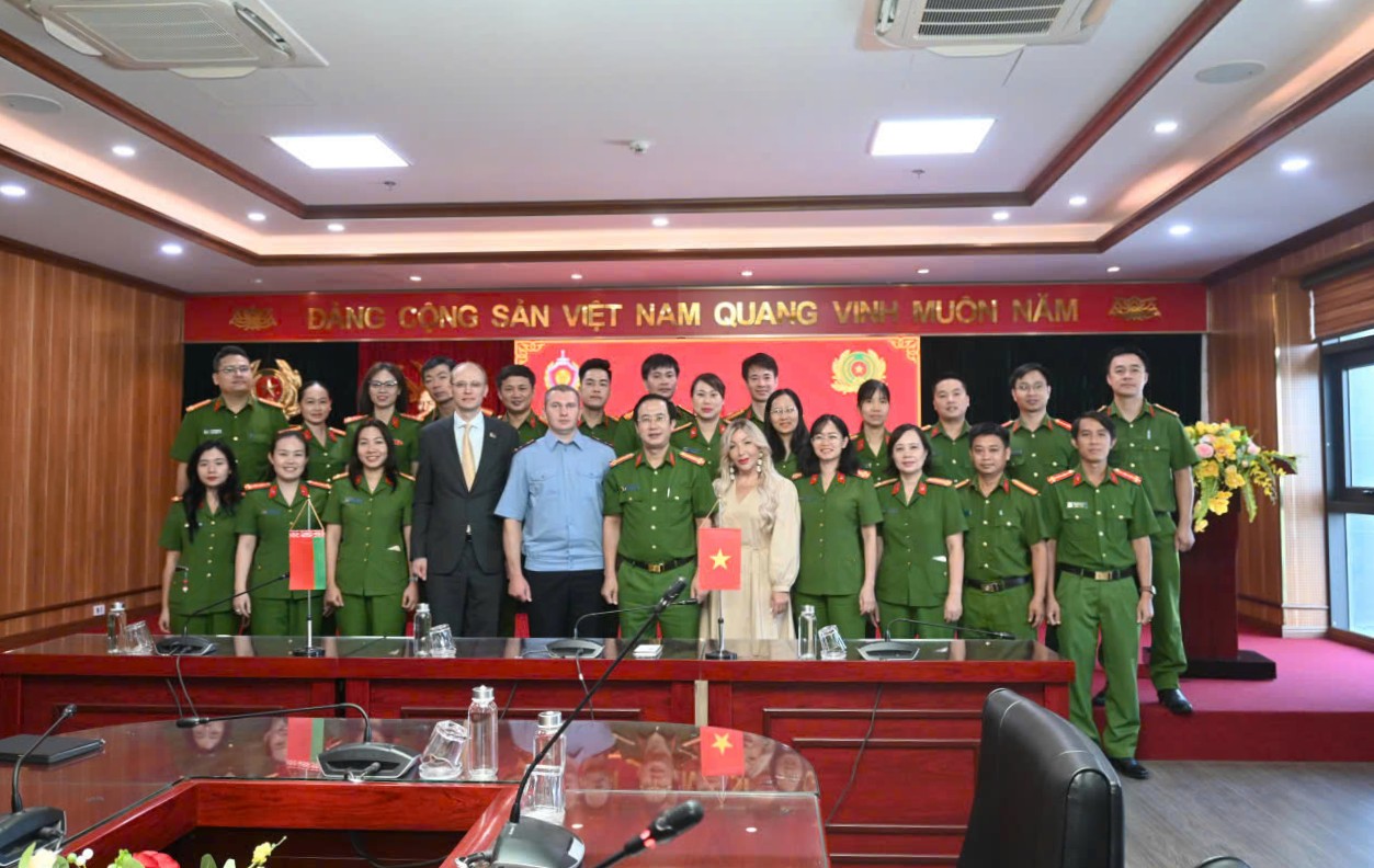 54-1786958270-vien-khoa-hoc-hinh-su-2.jpg