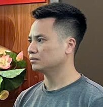 Ảnh 3. Thi hành lệnh khởi tố bị can- bắt tạm giam đối với Trương Văn Nam (biệt danh Nam phập).jpg