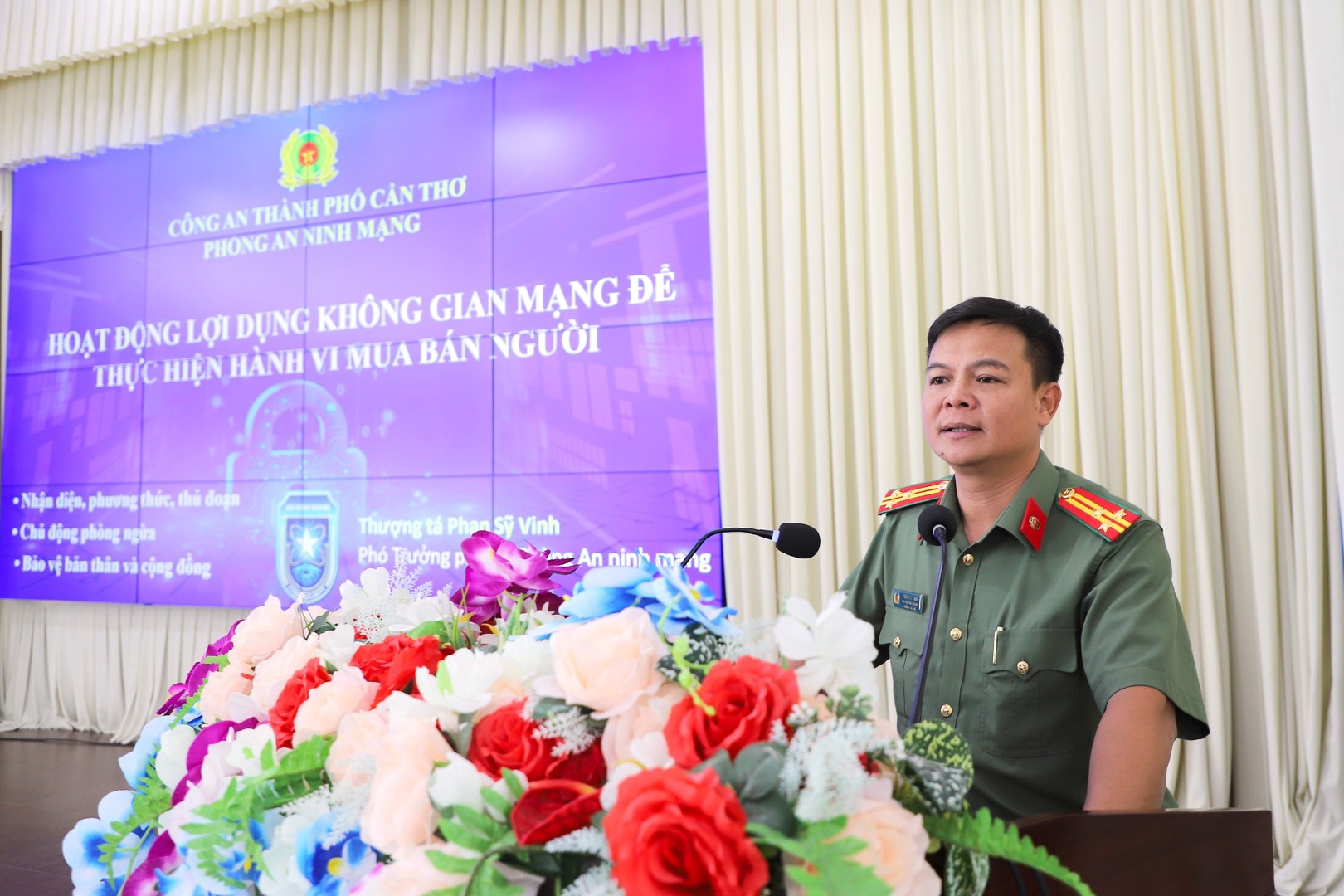 photo-library-20261014180448-4b7807a0-b892-4c3c-aa9f-2799079c4b1a-14-10-2026-tin-vp-bo-phoi-hop-catp-can-tho-tuyen-truyen-mbn-phuong-vinh-chau-6.JPG