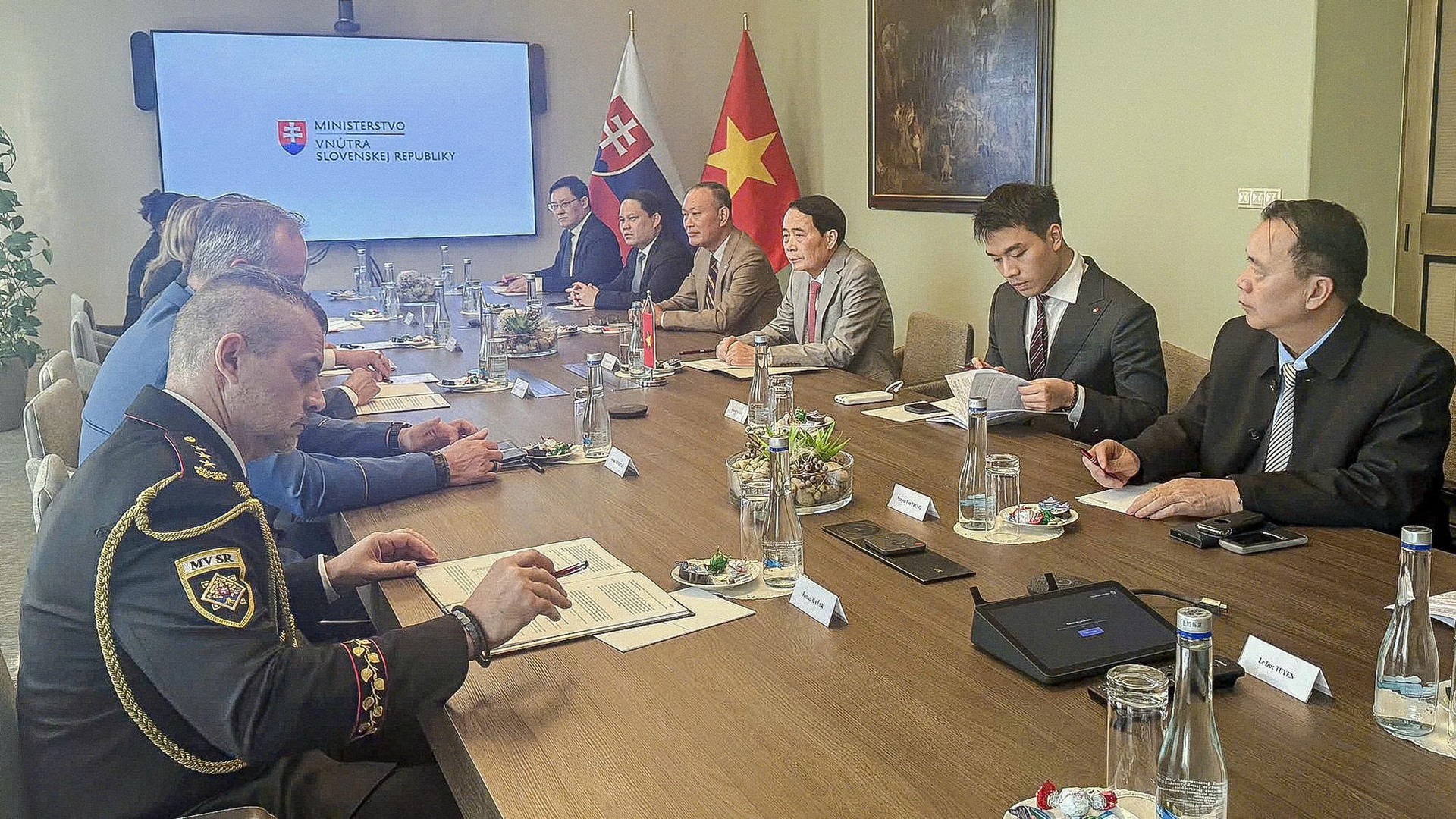 2aOboR5touIPrCaUqfhWERiSVx2SFJYuAFJnaHh2.jpg