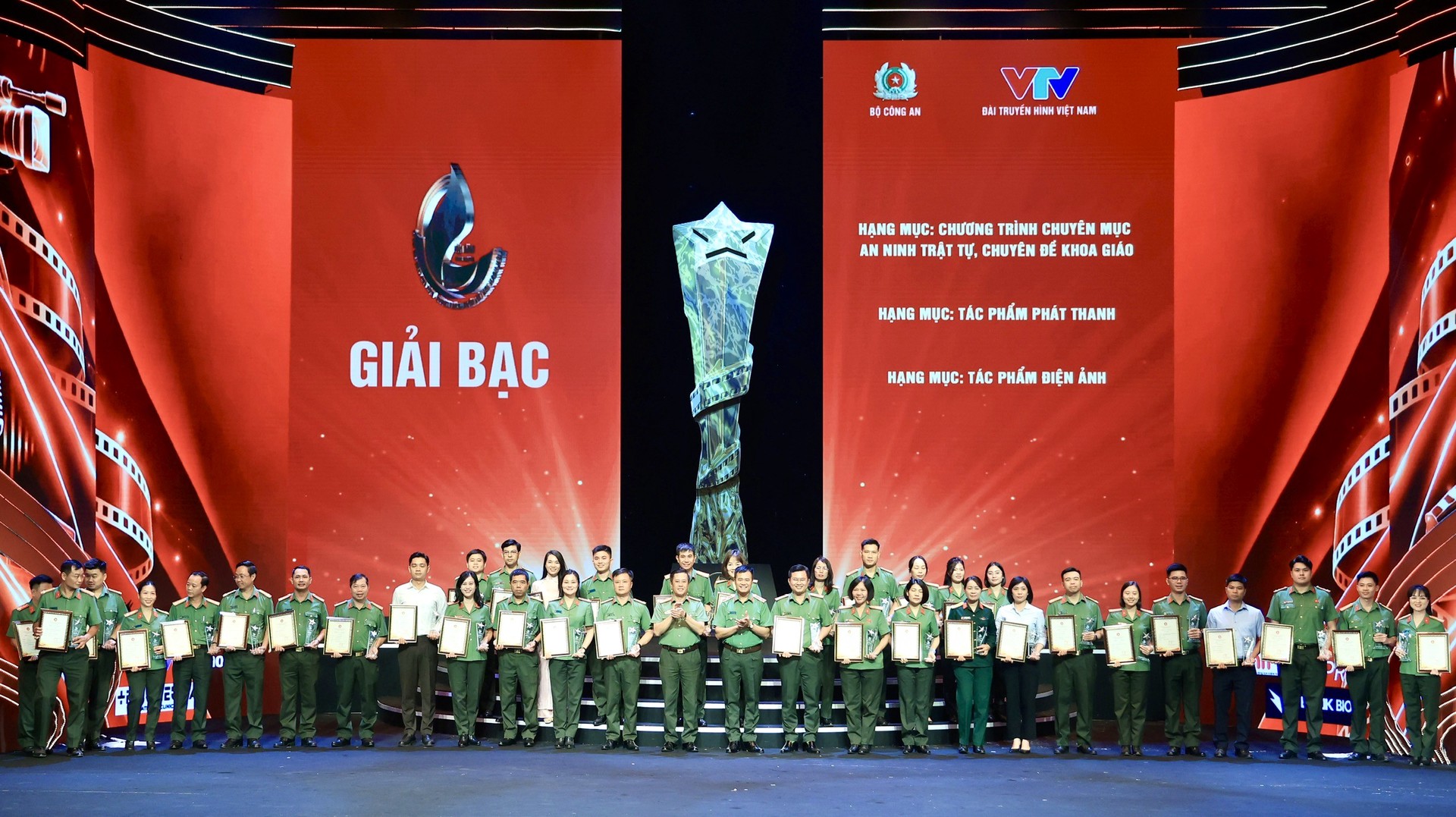 a5cd9a75ac442c1a7555.jpg