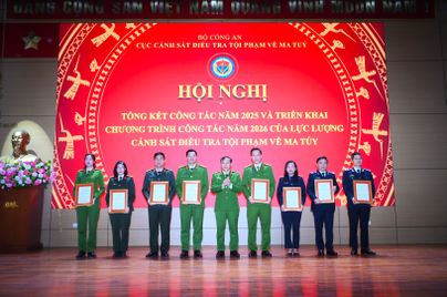 Lấy công tác giảm cầu ma túy là chính; lấy công tác phòng ngừa là cơ bản, chiến lược lâu dài