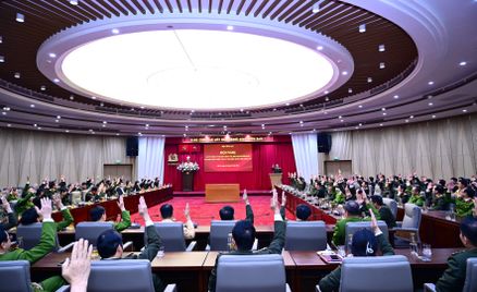 Hội nghị Lấy ý kiến cử tri nơi công tác đối với người được dự kiến giới thiệu ứng cử đại biểu Quốc hội khoá XVI