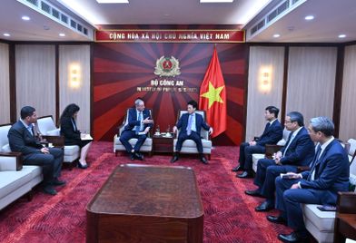 Bộ trưởng Lương Tam Quang tiếp Đại sứ Israel đến chào xã giao nhân dịp kết thúc nhiệm kỳ công tác tại Việt Nam