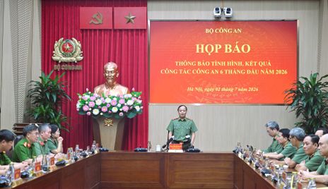Họp báo thông báo tình hình, kết quả công tác công an 6 tháng đầu năm 2026