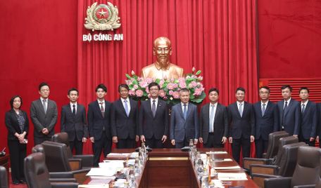 Thứ trưởng Nguyễn Ngọc Lâm tiếp Thứ trưởng Bộ Nội vụ và Truyền thông Nhật Bản