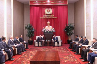 Bộ trưởng Lương Tam Quang tiếp Giám đốc Cơ quan Thi hành án Liên bang Nga