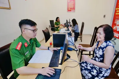 Công bố các thủ tục hành chính mới, sửa đổi, bổ sung và bị bãi bỏ trong lĩnh vực quản lý xuất nhập cảnh