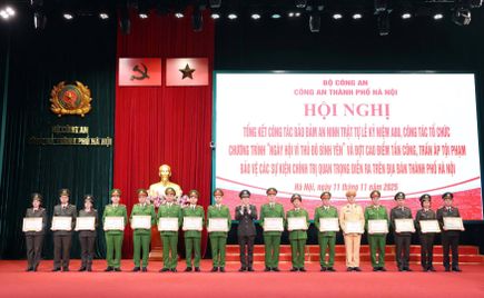 Công an thành phố Hà Nội tổng kết công tác bảo đảm an ninh, trật tự Lễ kỷ niệm 80 năm Cách mạng Tháng Tám, Quốc khánh 2/9 và Ngày hội “Vì Thủ đô bình yên”