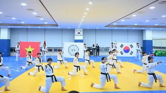 Giao lưu thể thao Cảnh sát Việt Nam - Hàn Quốc lần thứ 3