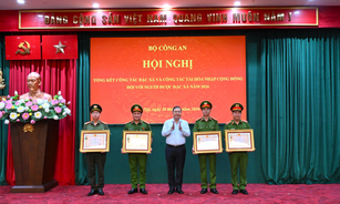 Công tác đặc xá phải luôn gắn kết chặt chẽ với công tác tái hòa nhập cộng đồng