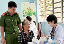 Tuổi trẻ Công an Cần Thơ với hành trình trao hy vọng, sẻ chia yêu thương