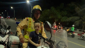 Công an TP Hải Phòng hỗ trợ cháu bé 5 tuổi đi lạc đoàn tụ cùng gia đình