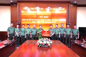 Công an thành phố Huế hỗ trợ các tỉnh Nam Trung Bộ, Tây Nguyên khắc phục hậu quả mưa lũ