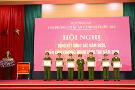 Văn phòng Cơ quan Cảnh sát điều tra Bộ Công an quyết tâm giữ vững danh hiệu Lá cờ đầu trong phong trào thi đua 