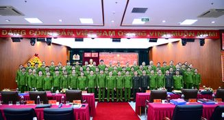 Phấn đấu hoàn thành xuất sắc mọi nhiệm vụ, xứng đáng là lực lượng chủ công, mũi nhọn trong đấu tranh với tội phạm