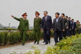 General Secretary To Lam visits National Data Center